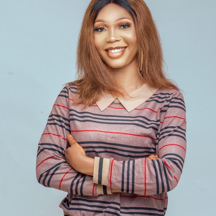 Elena Conti - Founder of Warm Shore Blend